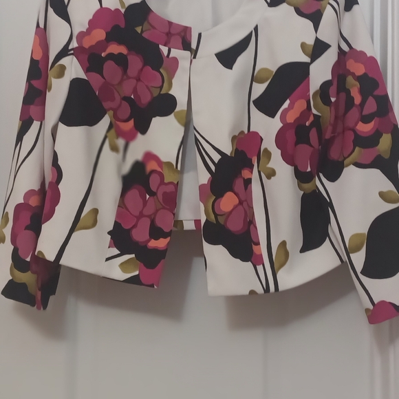 Dressbarn multi color 3/4 sleeve, polyester,  lined jacket. Size 16. - Picture 1 of 4